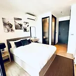 อพาร์ทเม้น Seaview Urban Retreat Edge 1 Expansive Bedroom *