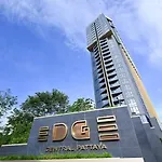 Seaview Urban Retreat Edge 1 Expansive Bedroom อพาร์ทเม้น *