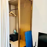 Seaview Urban Retreat Edge 1 Expansive Bedroom Pattaya