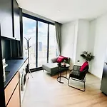 Seaview Urban Retreat Edge 1 Expansive Bedroom * Pattaya