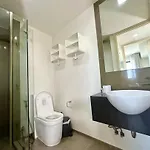 อพาร์ทเม้น Sea View Spacious At Pattaya
