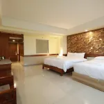 Class Boutique 3*