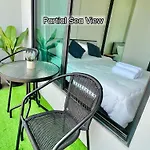 อพาร์ทเม้น Sea View @the Base