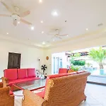 Seaside 2 Pools,beach@50m Pattaya