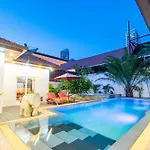 Villa Seaside 2 Pools,beach@50m *
