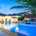 Seaside Villa 2 Pools,Beach@50M