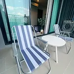 The Base 2bed King&queen With Infinity Pool