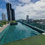 Laguna Bay 1 *