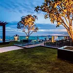 Sea View -high Floor 2 Bed Excellent Location Apartment