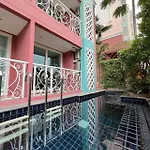 Grand Caribbean อพาร์ทเม้น