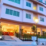 ภู วิวทะเล รีสอร์ท