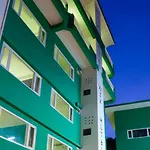 Wiz Hotel 3*