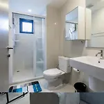 อพาร์ทเม้น 2 Bed Room, Large Living @