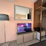 Downtown Chic Condo Rooftop Pool #Es20912
