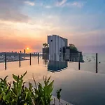 Downtown Lux Fun 2bdr Seaview High Floor #taa49325 อพาร์ทเม้น Pattaya