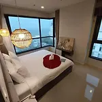 Downtown Lux Fun 2bdr Seaview High Floor #taa49325