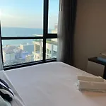 Downtown Lux Fun Sea View Rooftop Pool #ta31317 อพาร์ทเม้น