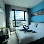 Downtown Lux Fun Rooftop Pool #ta1077 Pattaya