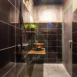 The Jungle Khophai Center 5 Bedroom Apartment Pattaya