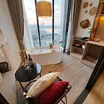 Floor Intimate Pleasure The Nestsuite#e92 อพาร์ทเม้น *