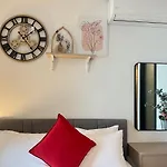 Downtown Chic Seaview #es40021 Pattaya