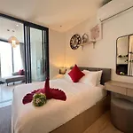 Downtown Chic Seaview #es40021 Apartment Pattaya
