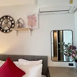 Downtown Chic Seaview #es40021 Apartment *