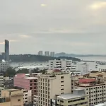 อพาร์ทเม้น Downtown Chic Rooftop Pool #en26515 Pattaya