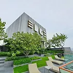 Downtown Chic Condo Rooftop Pool #Es21412