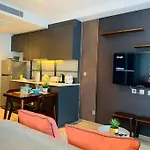 Andromeda Luxe King 1-Br Seaview