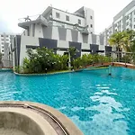 Arcadia Beach Condominium * Pattaya