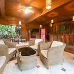 Hotel Oyo 324 Deedan 2*