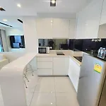 One Bedroom In Downtown