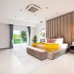 New 2024 - 5Br Pool Villa With Private Ktv Room วิลล่า *