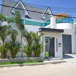 Villa Azure Indigo