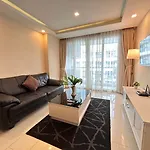 Apartment Grand Avenue *