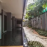 Saint Senate Residences