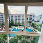 อพาร์ทเม้น Grand Avenue Codon 芭提雅最好的公寓空间大 安静 素质高