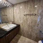 Grand Avenue Codon 芭提雅最好的公寓空间大 安静 素质高 * Pattaya