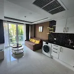 Grand Avenue Codon 芭提雅最好的公寓空间大 安静 素质高 อพาร์ทเม้น Pattaya