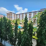 Grand Avenue Codon 芭提雅最好的公寓空间大 安静 素质高