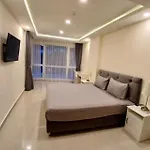 Grand Avenue By Bormon Pattaya