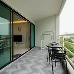 Jomtien Seaview At View Talay 5 ,big Pool อพาร์ทเม้น *