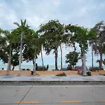 Jomtien Seaview Studio At View Talay 5 ,Big Pool