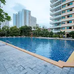 Jomtien Seaview At View Talay 5 ,big Pool *