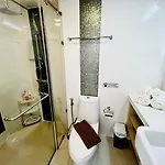 อพาร์ทเม้น Cozy Ocean Hideaway 400M To Beach & Fast Wi-Fi Pattaya