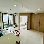 อพาร์ทเม้น Cozy Ocean Hideaway 400M To Beach & Fast Wi-Fi *