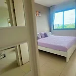 Sea View Spacious Near Walking Street Apartment Pattaya