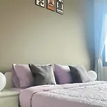 Sea View Spacious Near Walking Street Apartment *