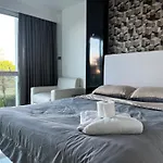 City Center Cozy